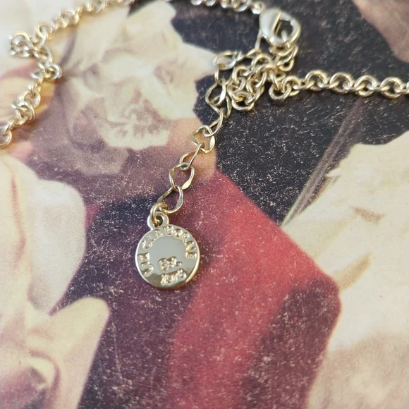 Liz Claiborne Gold Floral Necklace - Picture 11 of 12